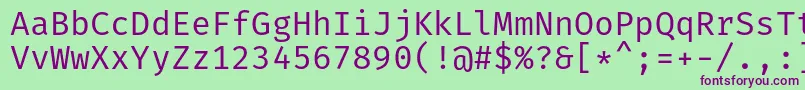 Czcionka FiramonoRegular – fioletowe czcionki na zielonym tle