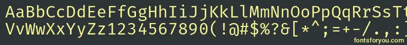 フォントFiramonoRegular – 黒い背景に黄色の文字