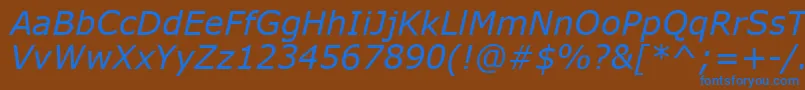 Czcionka VerdanaKoi8Italic – niebieskie czcionki na brązowym tle