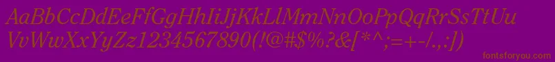 ClearfacestdItalic-Schriftart – Braune Schriften auf violettem Hintergrund