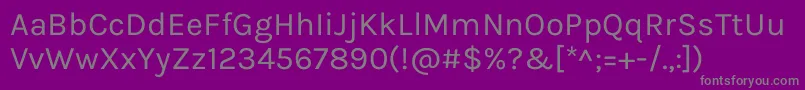 KarlaRegular-Schriftart – Graue Schriften auf violettem Hintergrund