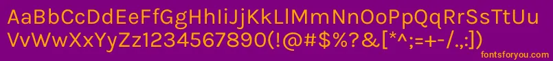 KarlaRegular-Schriftart – Orangefarbene Schriften auf violettem Hintergrund