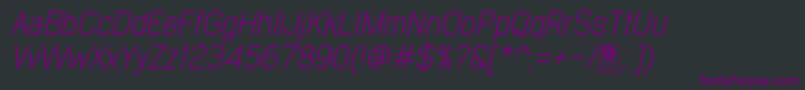 Шрифт EarlyTimesLightItalicDemo – фиолетовые шрифты на чёрном фоне
