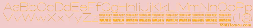 SpecifypersonalExpthin-Schriftart – Orangefarbene Schriften auf rosa Hintergrund