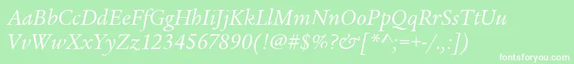 LegacySerifItcBookItalic-Schriftart – Weiße Schriften auf grünem Hintergrund