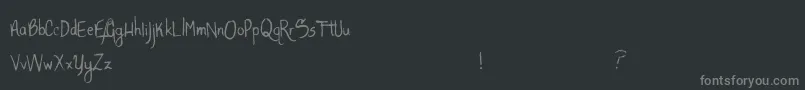 Lisätietoja AlligatorSky-fontista AlligatorSky-fontti – harmaat kirjasimet mustalla taustalla