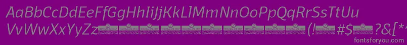 DomotikaLightItalicTrial-Schriftart – Graue Schriften auf violettem Hintergrund