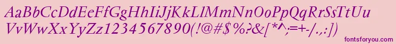 VarennesItalic-fontti – violetit fontit vaaleanpunaisella taustalla