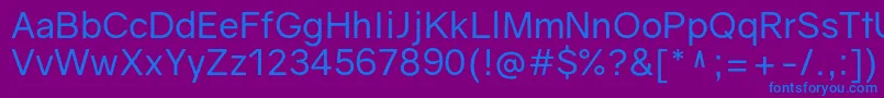 Police GravityRegular – polices bleues sur fond violet