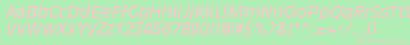 DecadeSsiItalic-fontti – vaaleanpunaiset fontit vihreällä taustalla