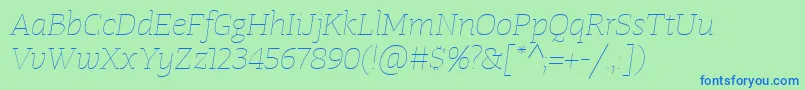 Fonte TangerserifwideUltralightitalic – fontes azuis em um fundo verde