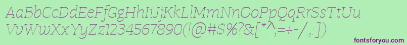 フォントTangerserifwideUltralightitalic – 緑の背景に紫のフォント
