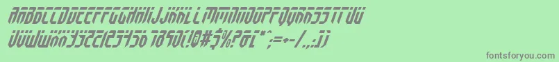 FedyralItalic-fontti – harmaat kirjasimet vihreällä taustalla