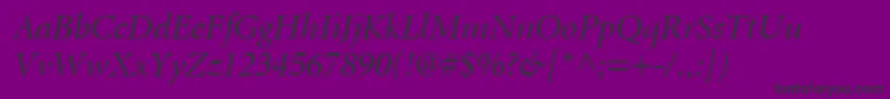 AtlantixDisplaySsiDisplayItalic-Schriftart – Schwarze Schriften auf violettem Hintergrund