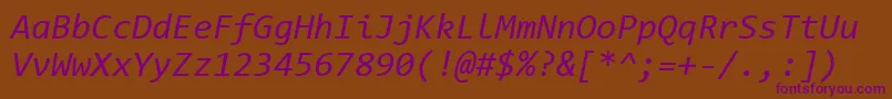 Czcionka ConsolasItalic – fioletowe czcionki na brązowym tle