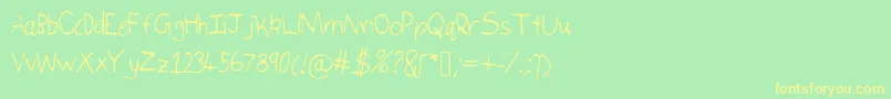 Isukaletters-Schriftart – Gelbe Schriften auf grünem Hintergrund