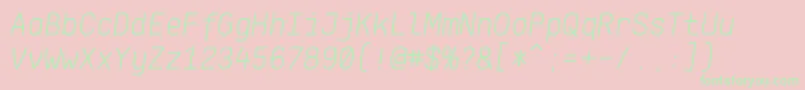 KlartextMonoLightItalic-fontti – vihreät fontit vaaleanpunaisella taustalla