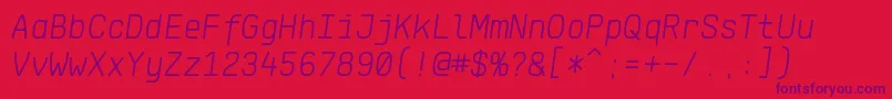 KlartextMonoLightItalic-fontti – violetit fontit punaisella taustalla