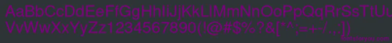 Czcionka NimbussanlReg – fioletowe czcionki na czarnym tle