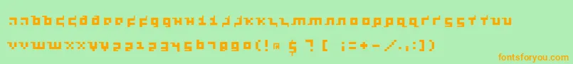 フォントKleinsthreepixel – オレンジの文字が緑の背景にあります。