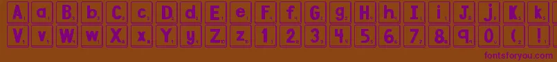 DjbLetterGameTiles-Schriftart – Violette Schriften auf braunem Hintergrund