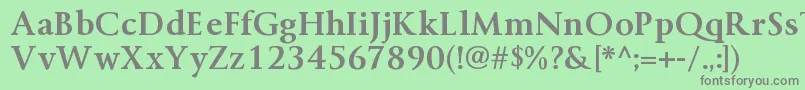 ByingtonrgBold-fontti – harmaat kirjasimet vihreällä taustalla