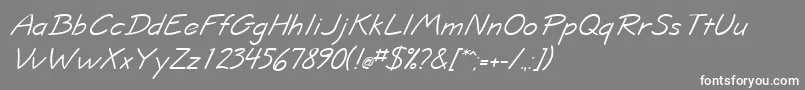フォントInformaSsiItalic – 灰色の背景に白い文字