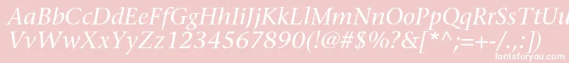SonetserifcItalic-fontti – valkoiset fontit vaaleanpunaisella taustalla