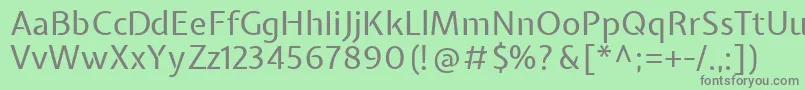 ExpletussansRegular-fontti – harmaat kirjasimet vihreällä taustalla