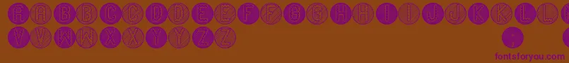 En savoir plus sur la police AdornadaSt Police AdornadaSt – polices violettes sur fond brun