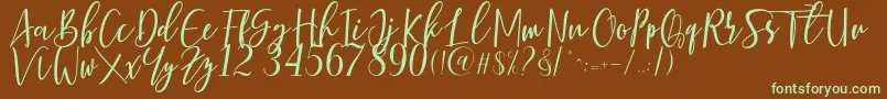 Berhilda-fontti – vihreät fontit ruskealla taustalla
