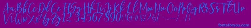 Berhilda-fontti – siniset fontit violetilla taustalla
