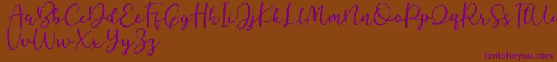 Better Caramel-Schriftart – Violette Schriften auf braunem Hintergrund