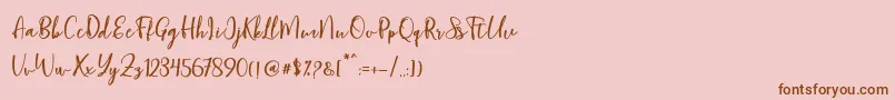 Blondy Script-Schriftart – Braune Schriften auf rosa Hintergrund