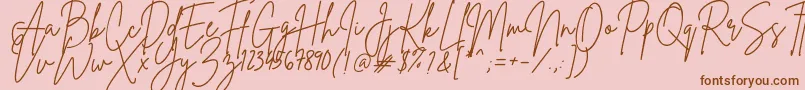 Lisätietoja BrittanySignature-fontista BrittanySignature-fontti – ruskeat fontit vaaleanpunaisella taustalla