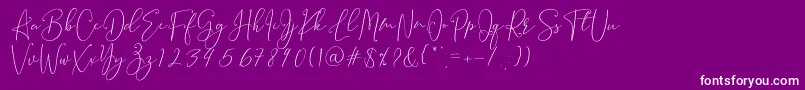 Brooke Smith Script-fontti – valkoiset fontit violetilla taustalla