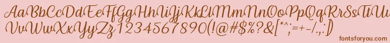 Byby Font Italic-fontti – ruskeat fontit vaaleanpunaisella taustalla