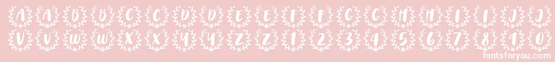 CAPS Font by 7NTypes-Schriftart – Weiße Schriften auf rosa Hintergrund