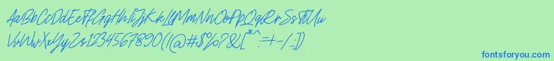 Charlion Slant Script-Schriftart – Blaue Schriften auf grünem Hintergrund