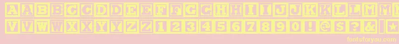 CHOCAN  -fontti – keltaiset fontit vaaleanpunaisella taustalla