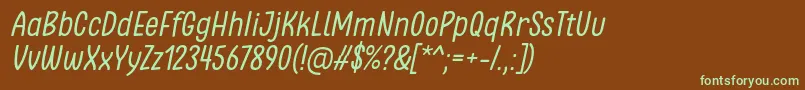 フォントClambake October Six Regular Italic Font by Situjuh 7NTypes – 緑色の文字が茶色の背景にあります。