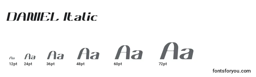 Größen der Schriftart DANIEL Italic