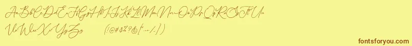 Más sobre la fuente Donatellia Demo fuente Donatellia Demo – Fuentes Marrones Sobre Fondo Amarillo
