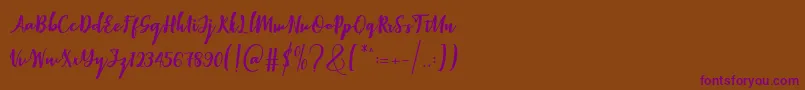Elistabeta-Schriftart – Violette Schriften auf braunem Hintergrund