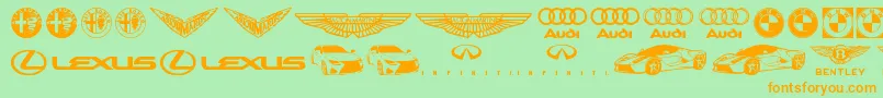 Fonte Famous Car 1 – fontes laranjas em um fundo verde
