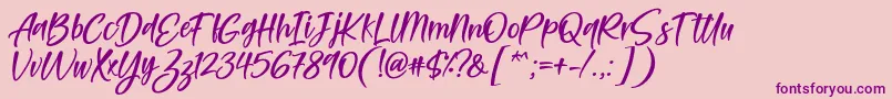 Feltarigo Font by 7NTypes-Schriftart – Violette Schriften auf rosa Hintergrund