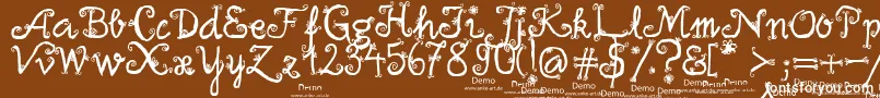 firlefanz demo-Schriftart – Weiße Schriften auf braunem Hintergrund