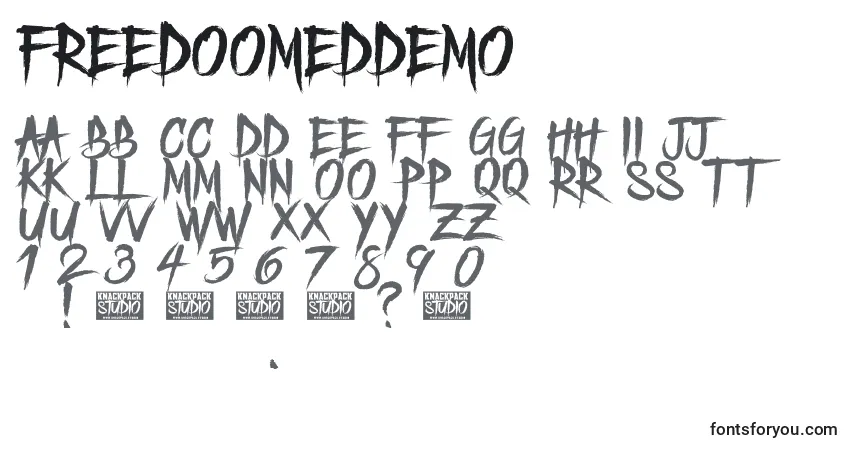 A fonte FreedoomedDemo – alfabeto, números, caracteres especiais