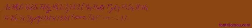 Frutilla Script-fontti – violetit fontit ruskealla taustalla