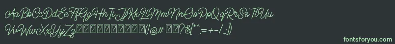 フォントGeraldyne Demo – 黒い背景に緑の文字